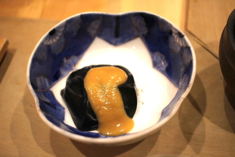 黒芝麻豆腐。好黏又好香。